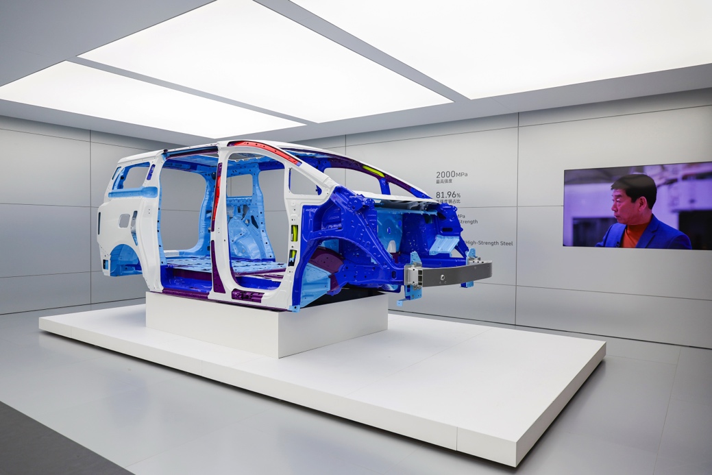 为用户而变!魏牌全新“双山”登陆2025上海国际车展