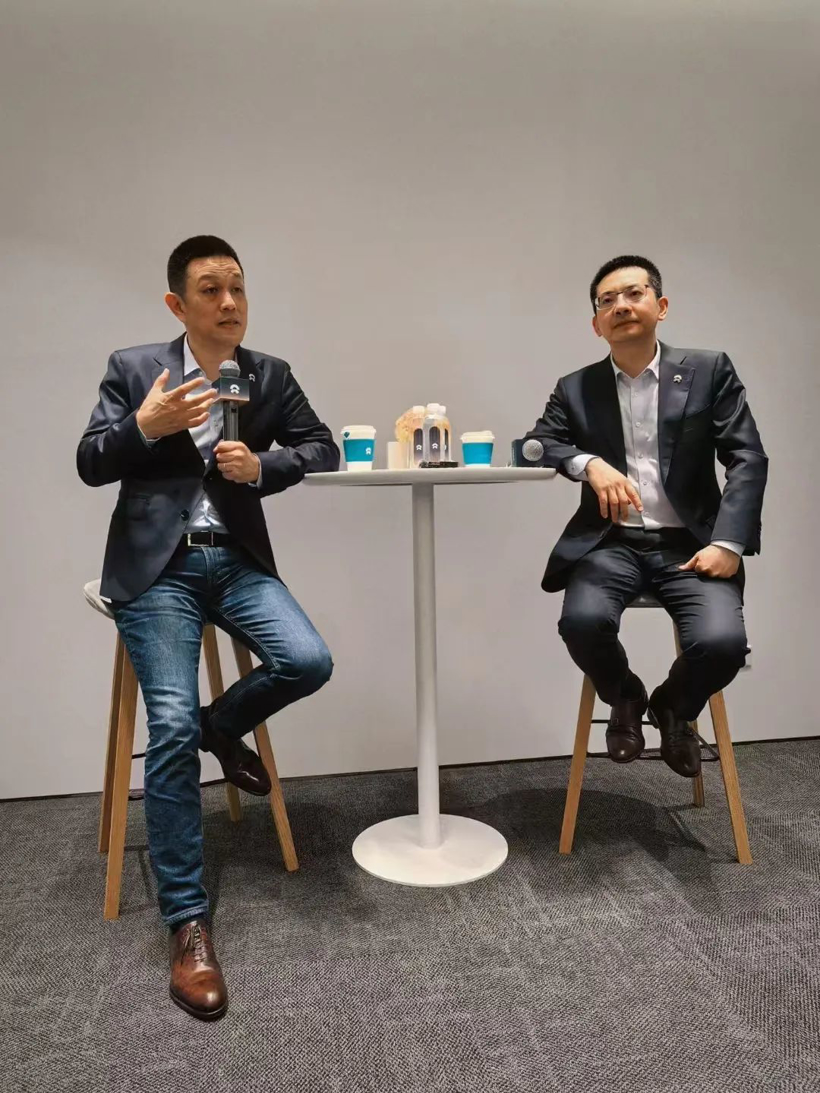 “蔚乐萤”,输不起
