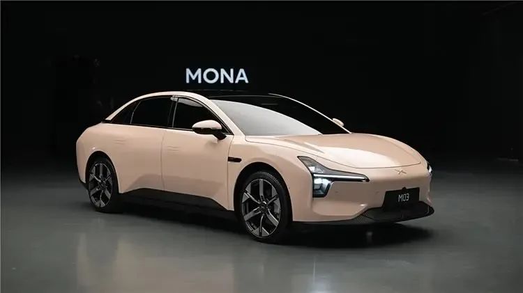 谁总在蹭小鹏MONA M03的流量?