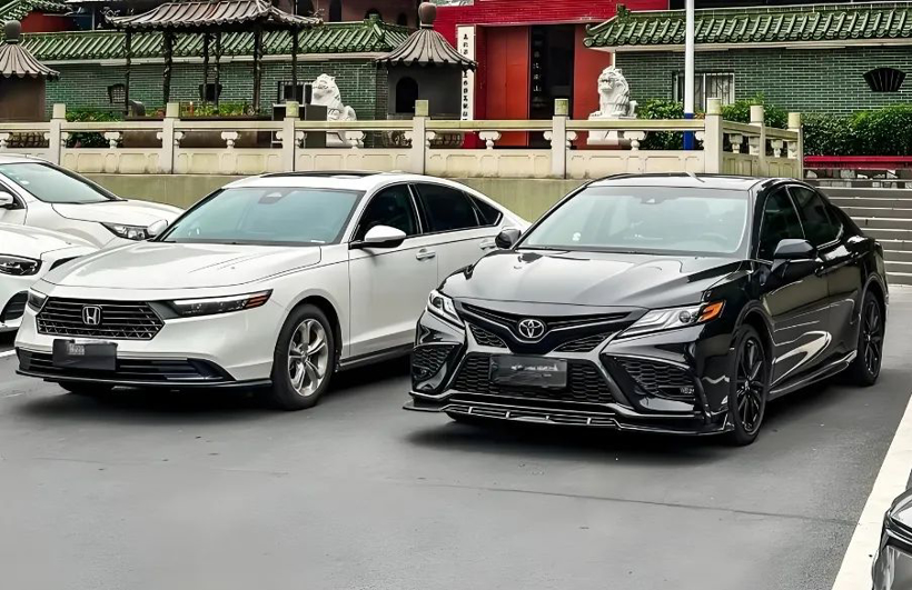 内(nèi)耗(hào)、烂(làn)价(jià)、吵(chǎo)架(jià),中(zhōng)国(guó)汽(qì)车(chē)不(bù)该(gāi)这(zhè)样(yàng)